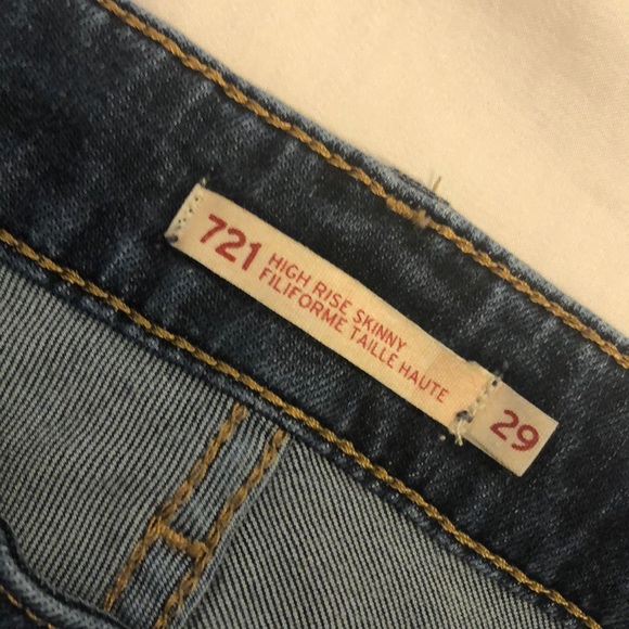 Levi’s high rise skinny jeans - Picture 3 of 4